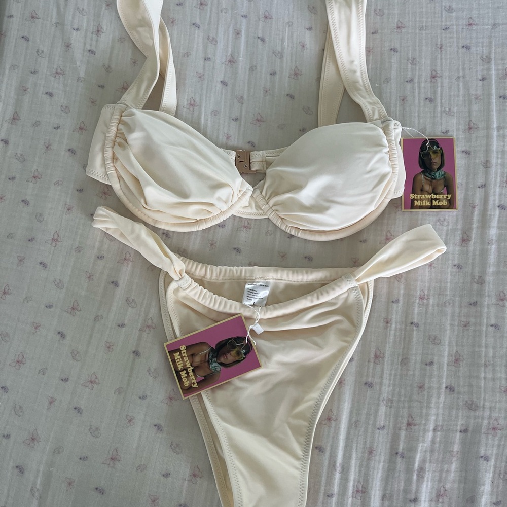 strawberry milk mob cream bikini set